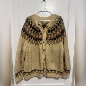 Vintage Icelandic Imports geometric Icelandic wool knit
Sweater Size L